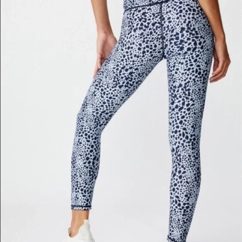 Cotton On Body High Waist Leopard‎ Leggings S Reversible 7/8 Athleisure - Picture 3 of 15